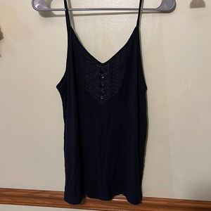 Black size: Medium, American Eagle tank. Soft and stretchy fabric. Button detail